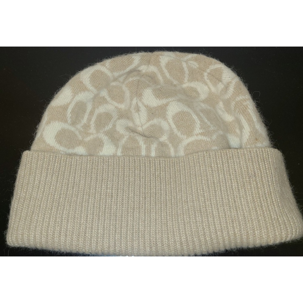 Coach Adult Beige Cream Signature C Logo Knit Beanie Hat OS Cashmere Angora